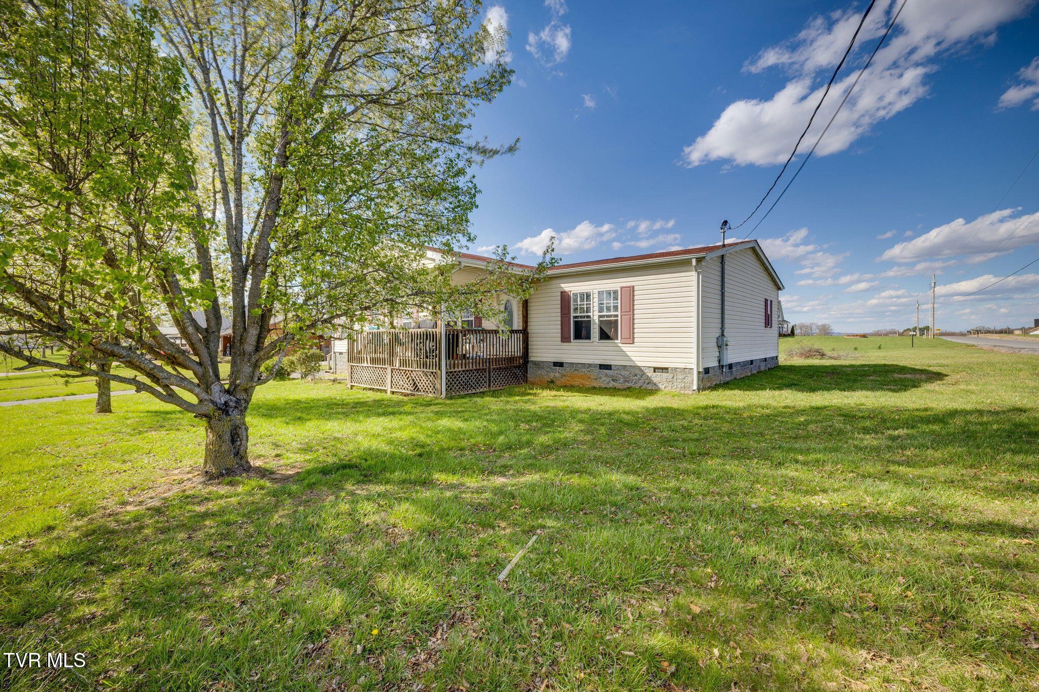 103 Stockton Road Chuckey, TN 37641 - Photo 3 of 30 003