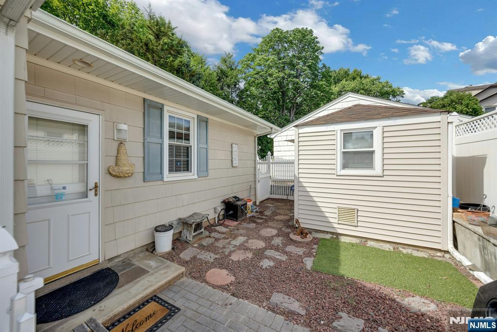 184 West Passaic Avenue Rutherford, NJ 07070 - Photo 19 of 30
