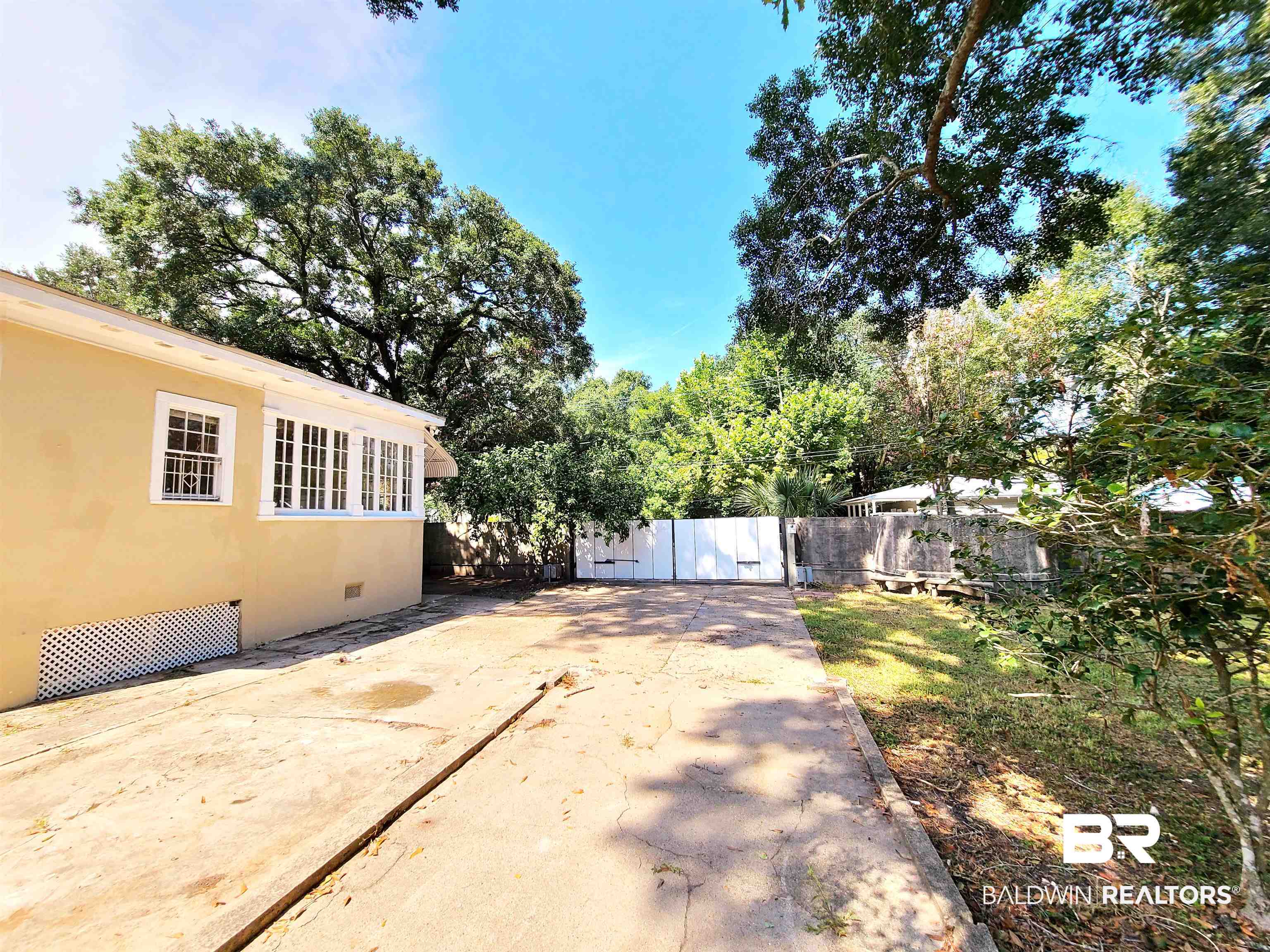 2158 Old Government Street Mobile, AL 36606 - Photo 27 of 34