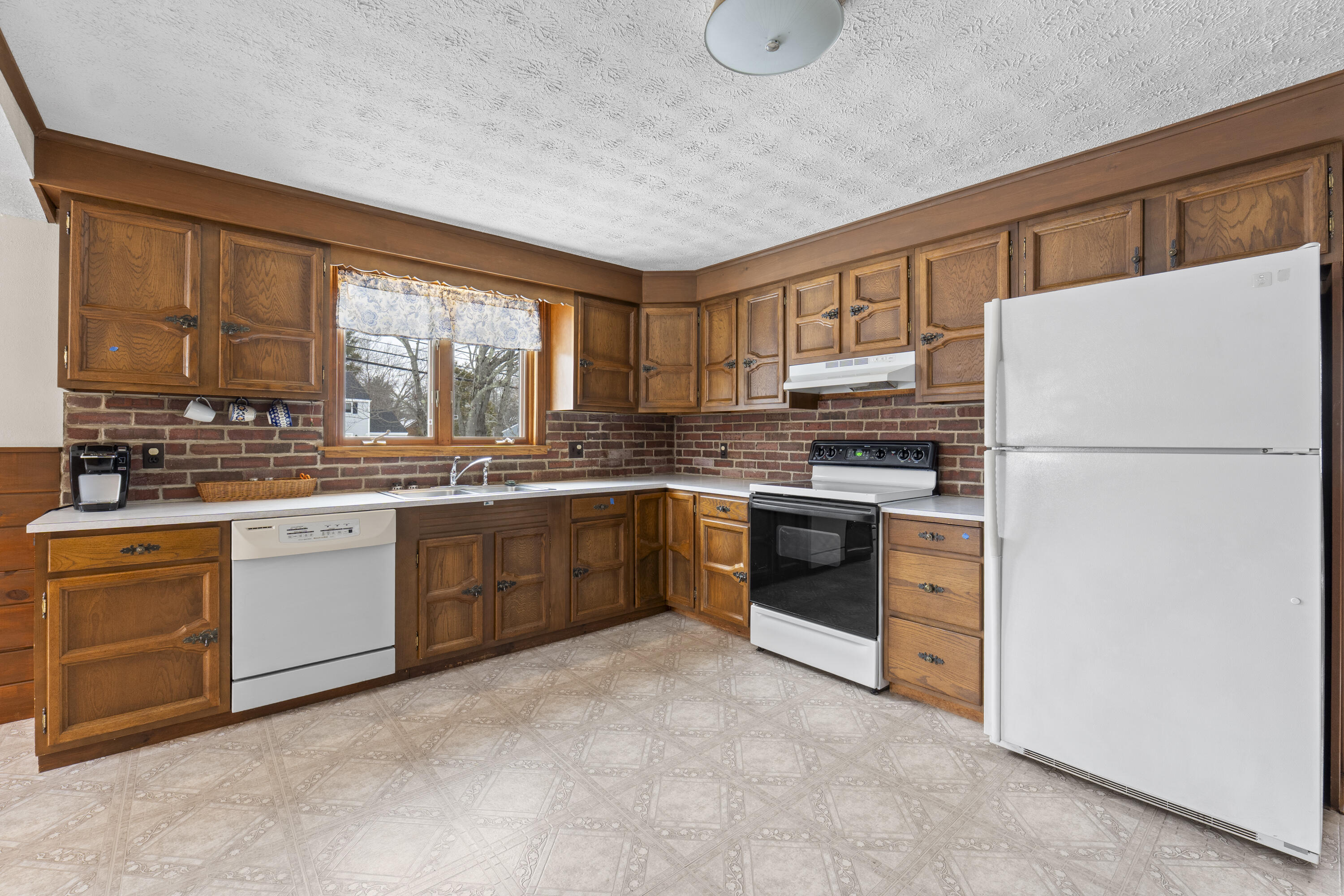 133 Eldridge Road Wells, ME 04090 - Photo 12 of 59 Home/Business For Sale