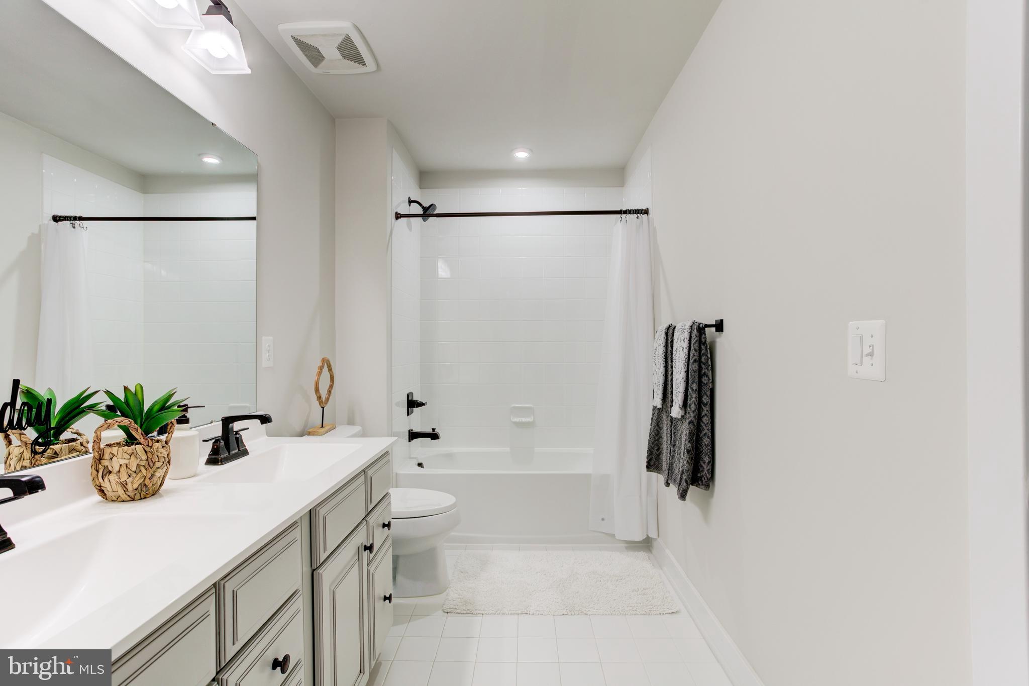 2346 Sweet Pepperbrush Loop Dumfries, VA 22026 - Photo 51 of 84