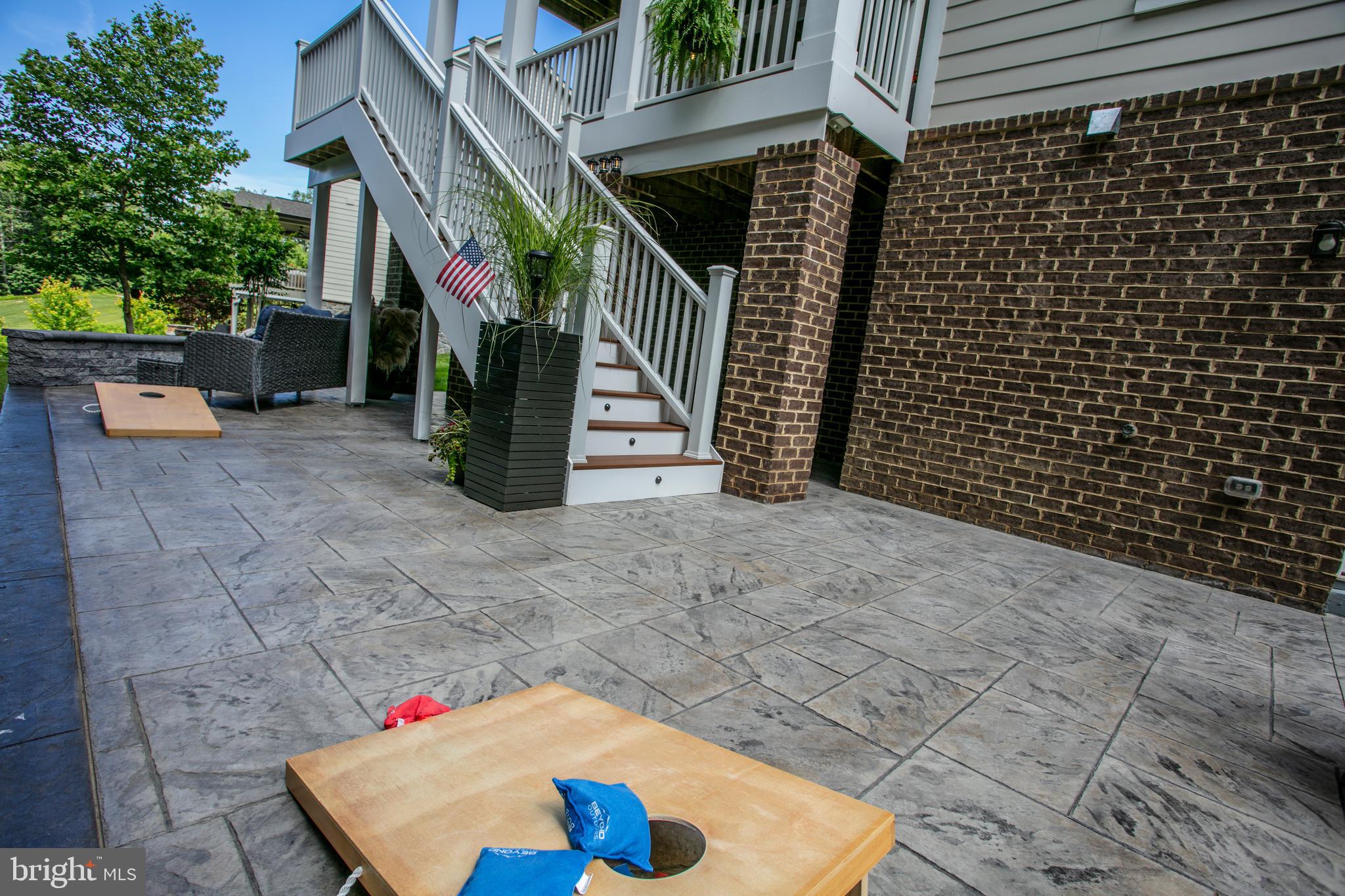 2346 Sweet Pepperbrush Loop Dumfries, VA 22026 - Photo 75 of 84 a view of entryway