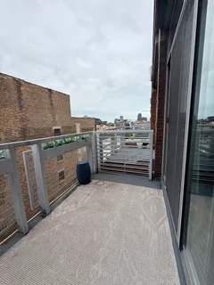 $325,000 | 933 West Van Buren Street, Unit 823, Chicago, IL 60607