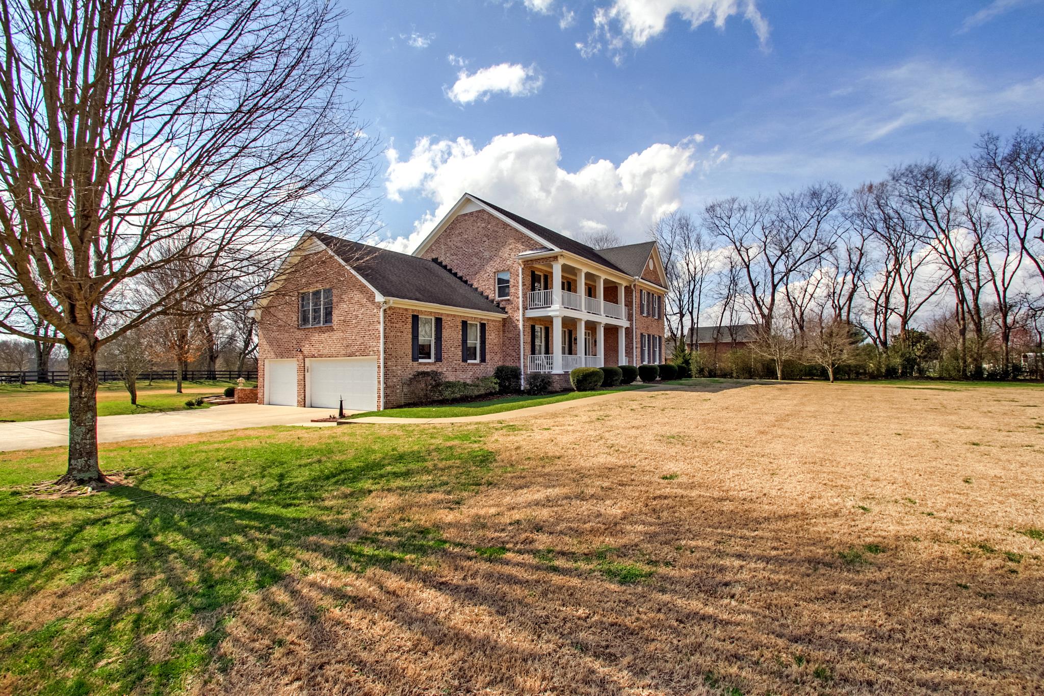 1537 West Harpeth Road Franklin, TN 37064 - Photo 2 of 30 Gallery Image 2