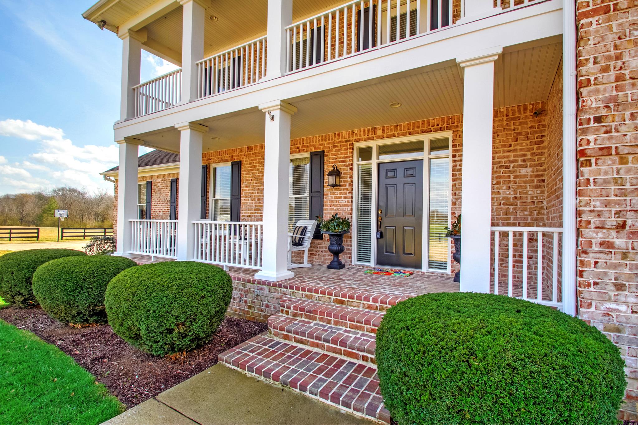 1537 West Harpeth Road Franklin, TN 37064 - Photo 5 of 30 Gallery Image 5