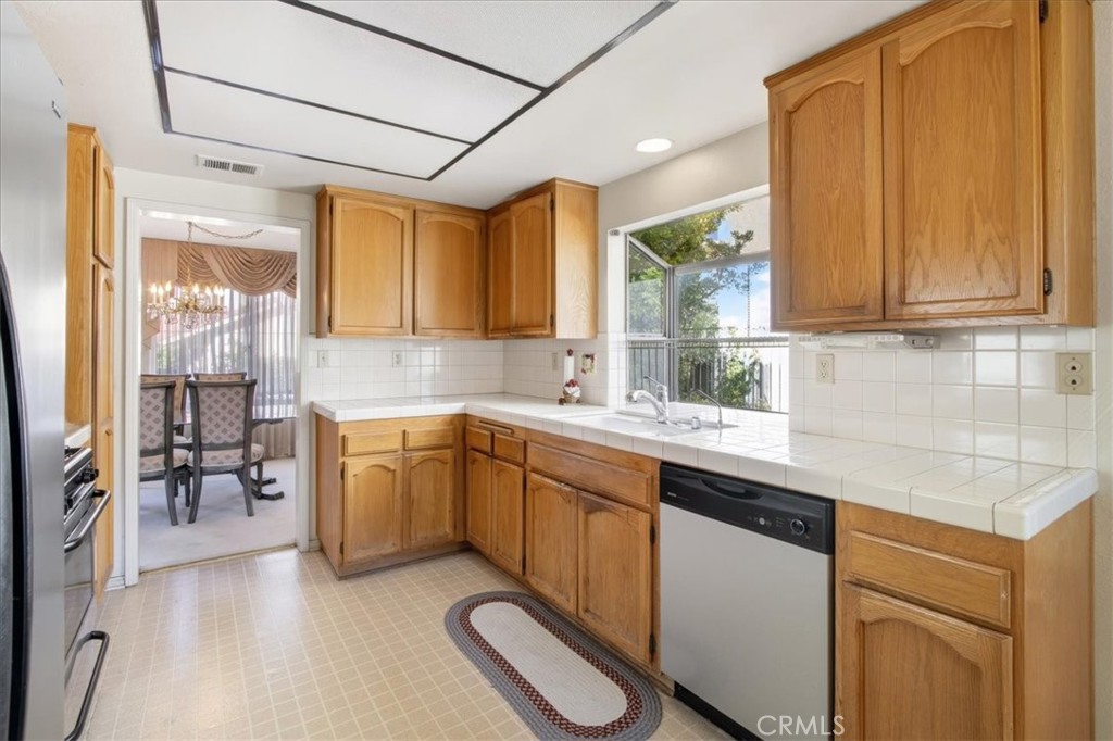 12223 Shady Hollow Lane Porter Ranch, CA 91326 - Photo 15 of 74
