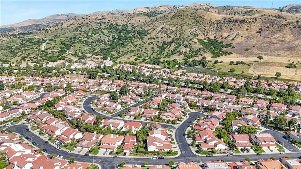 12223 Shady Hollow Lane Porter Ranch, CA 91326 - Photo 58 of 74