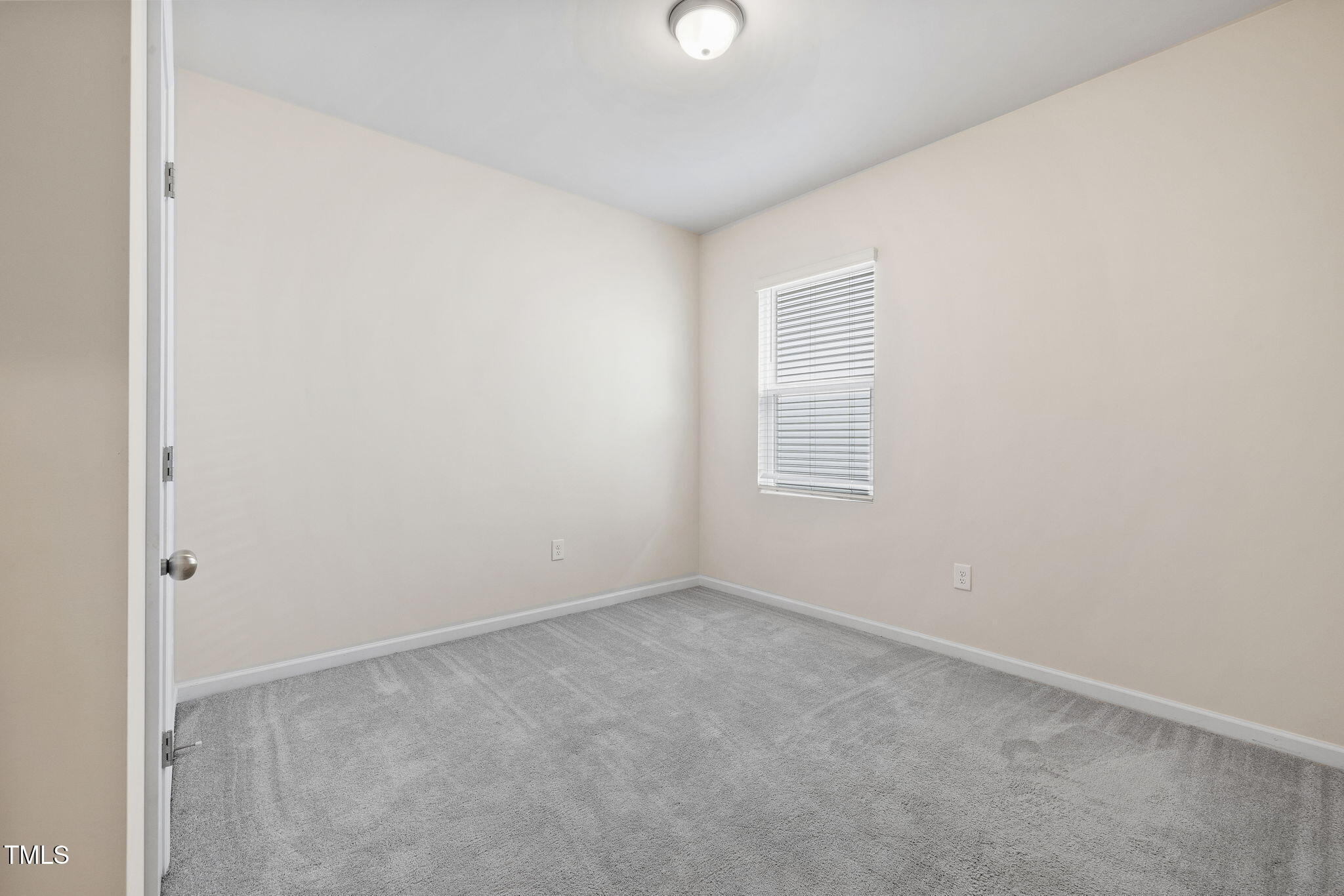 1512 Arapahoe Ridge Drive Raleigh, NC 27604 - Photo 13 of 23 4-web-or-mls-DX3A9867