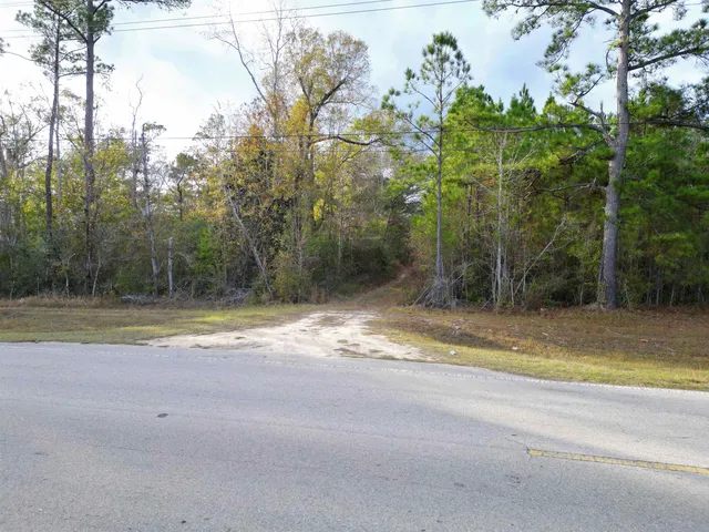 $59,900 | 12 Northwest County Road 12, Bristol, FL 32321