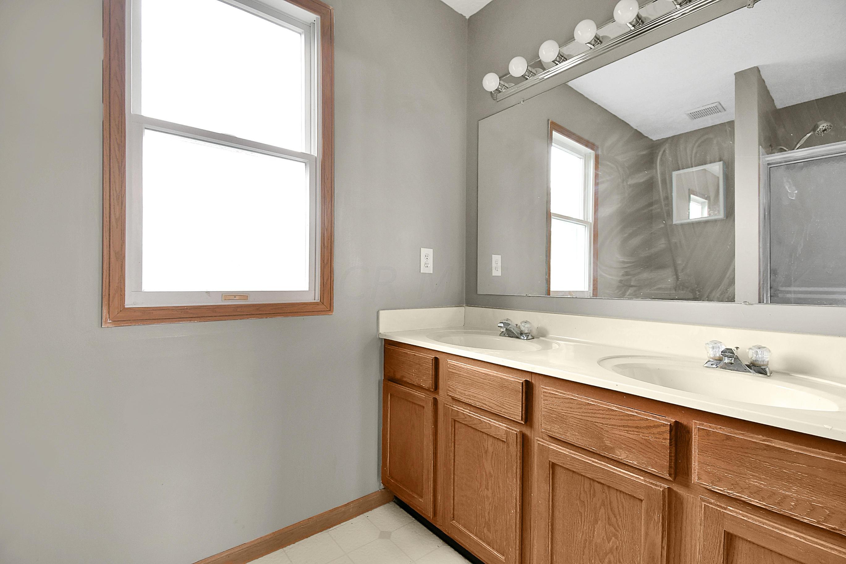 3003 Briar Ridge Road Columbus, OH 43232 - Photo 24 of 35 Gallery Image 24