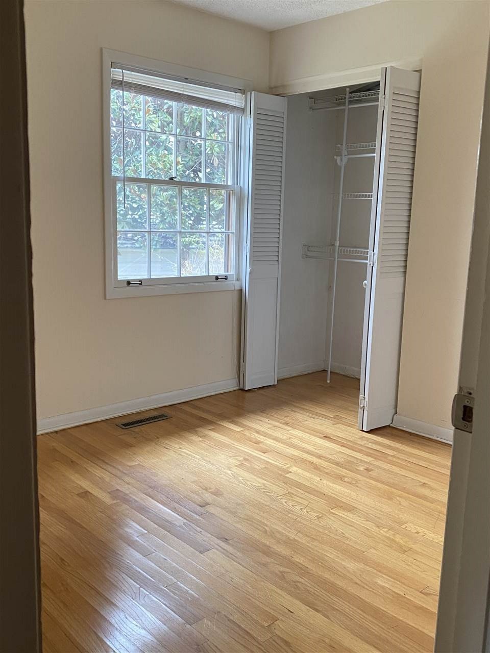 236 Broyles Road Spring City, TN 37381 - Photo 16 of 27 Gallery Image 16