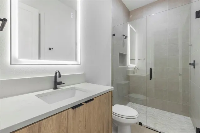 $1,269,000 | 5611 Ellsworth Avenue, Unit 102, Dallas, TX 75206