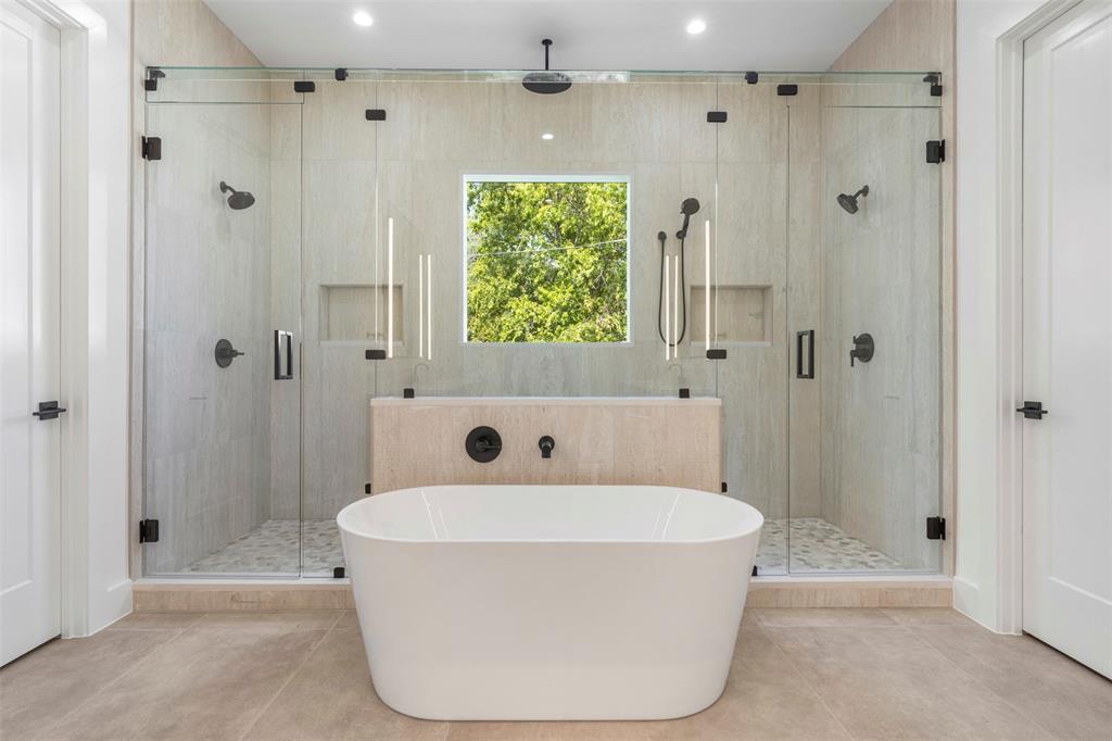 5611 Ellsworth Avenue, Unit 102 Dallas, TX 75206 - Photo 4 of 25 2 shower heads & rainforest shower