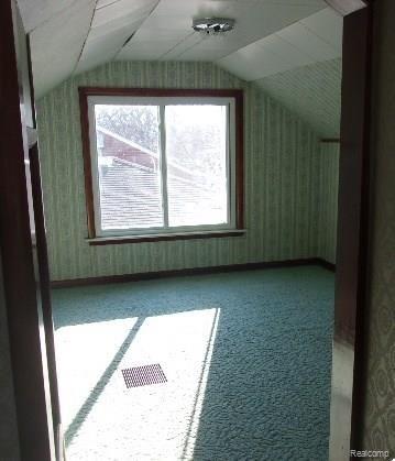 22486 Rausch Avenue Eastpointe, MI 48021 - Photo 9 of 9 BEDROOM 3 UPPER.JPG