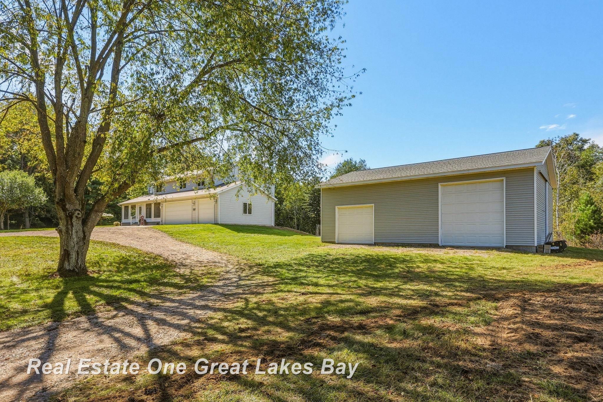 4364 Sheridan Road Vassar, MI 48768 - Photo 4 of 99 Gallery Image 4