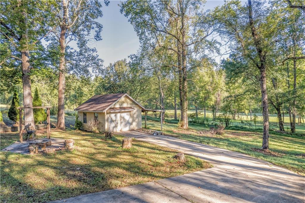 4324 Pine Vale Road Flowery Branch, GA 30542 - Photo 2 of 39 Gallery Image 2