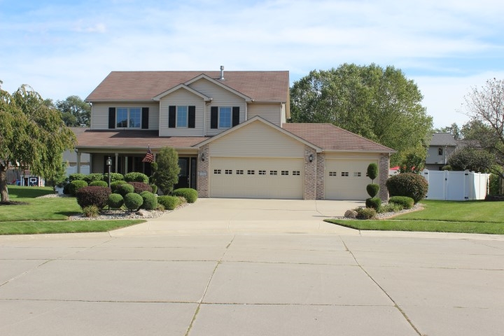15912 Thunderbird Road Huntertown, IN 46748 - Photo 1 of 36 Gallery Image 1