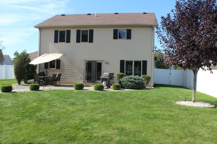 15912 Thunderbird Road Huntertown, IN 46748 - Photo 5 of 36 Gallery Image 5