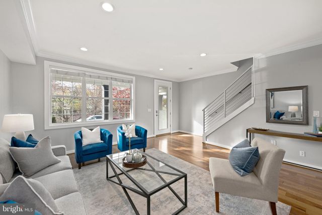 $900,000 | 5739 9th Street Northwest, Washington, DC 20011