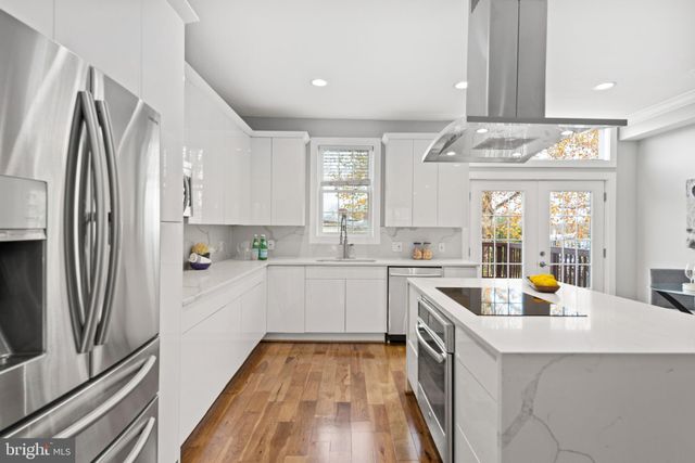 $900,000 | 5739 9th Street Northwest, Washington, DC 20011