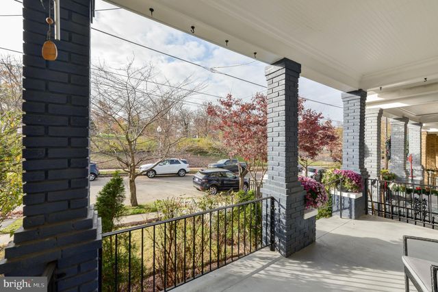 $900,000 | 5739 9th Street Northwest, Washington, DC 20011