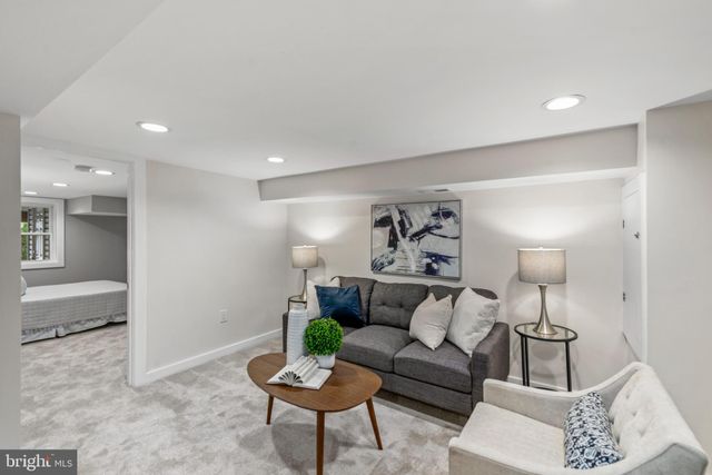 $900,000 | 5739 9th Street Northwest, Washington, DC 20011