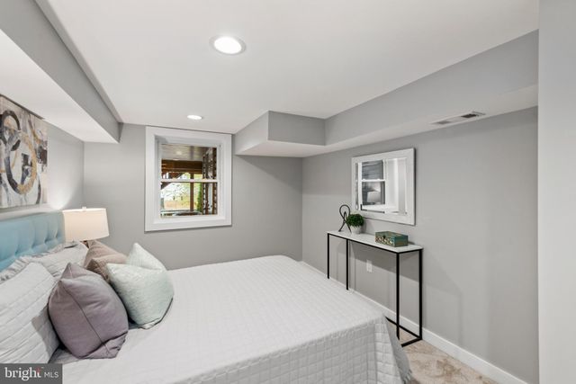 $900,000 | 5739 9th Street Northwest, Washington, DC 20011