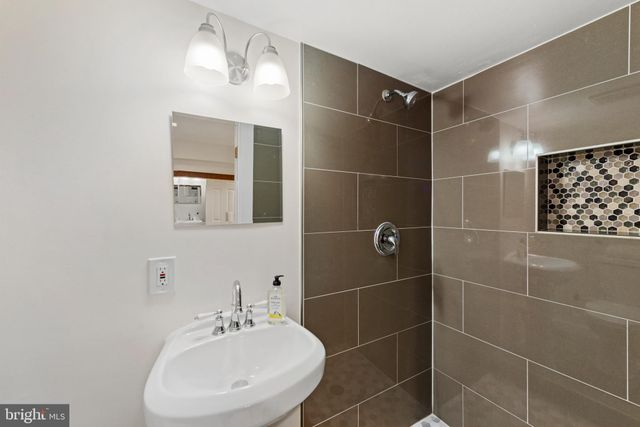 $900,000 | 5739 9th Street Northwest, Washington, DC 20011