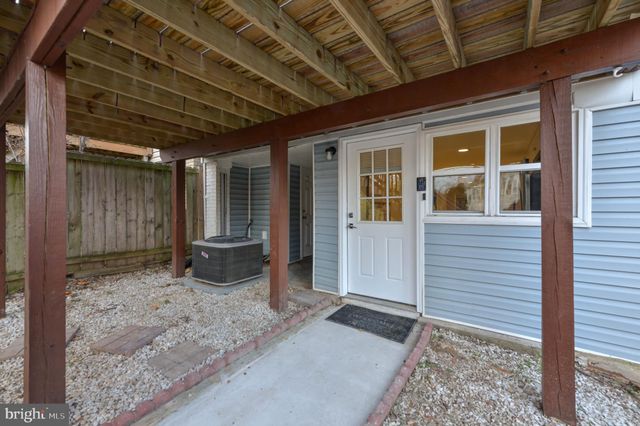 $900,000 | 5739 9th Street Northwest, Washington, DC 20011