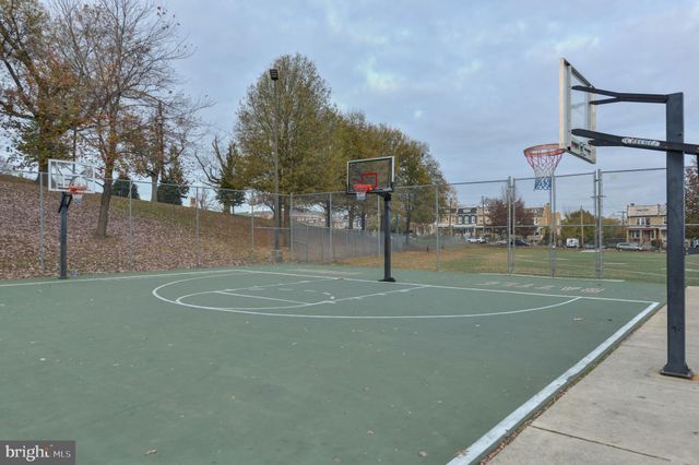 $900,000 | 5739 9th Street Northwest, Washington, DC 20011