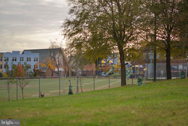 $900,000 | 5739 9th Street Northwest, Washington, DC 20011