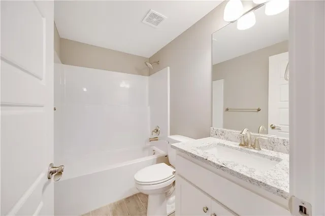 $623,160 | 7000 Northeast 102nd Court, Kansas City, MO 64156