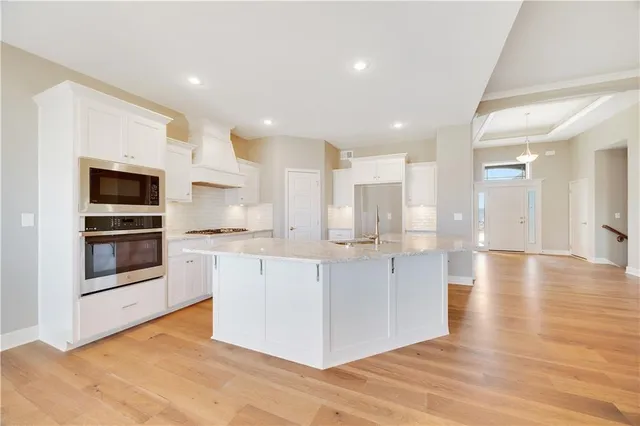 $623,160 | 7000 Northeast 102nd Court, Kansas City, MO 64156