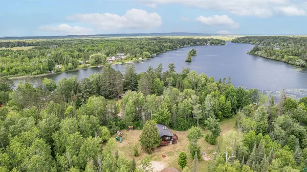$390,000 | 8233 Highway 37, Eveleth, MN 55734