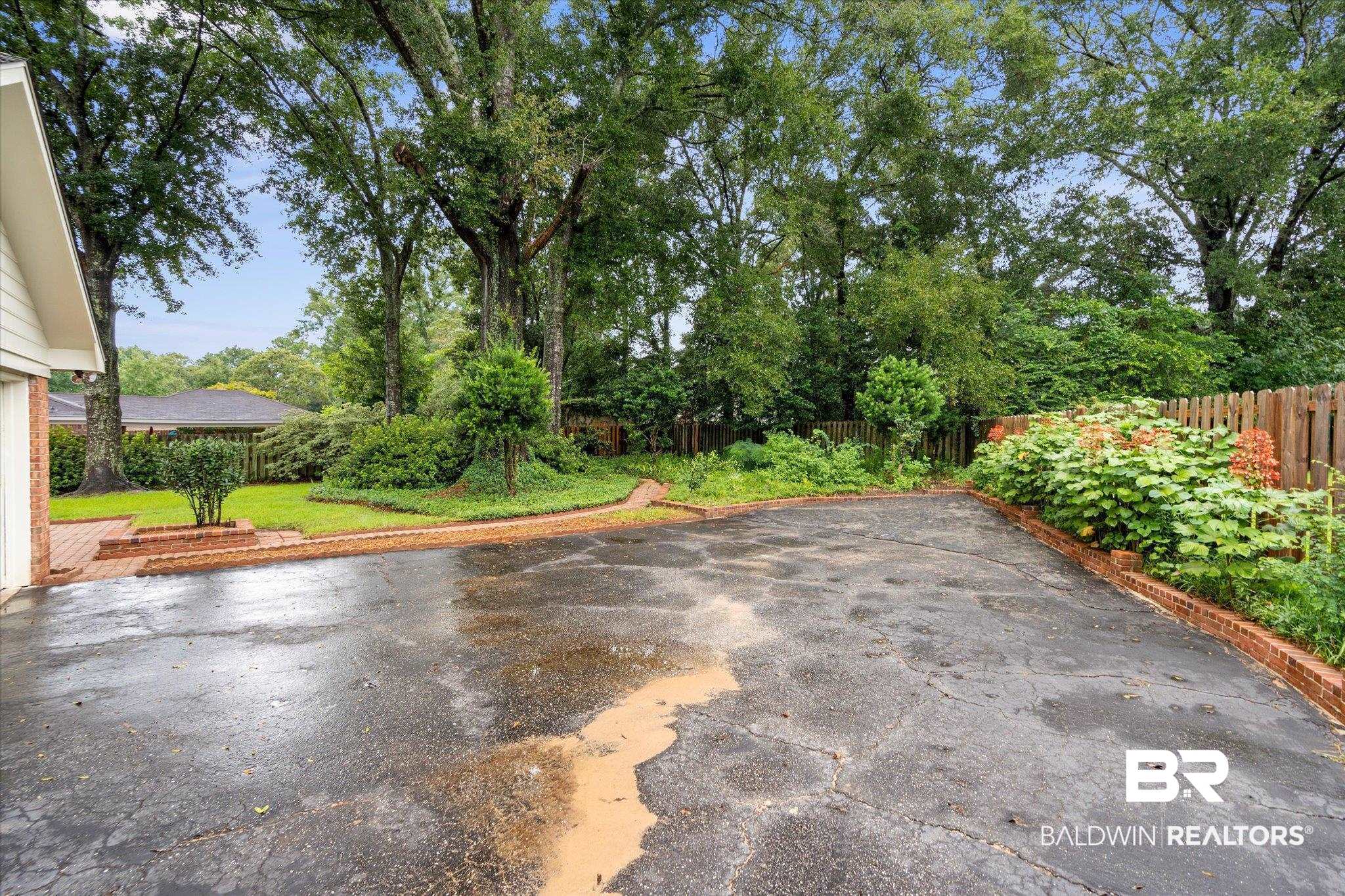6604 Chimney Top Drive South Mobile, AL 36695 - Photo 19 of 24