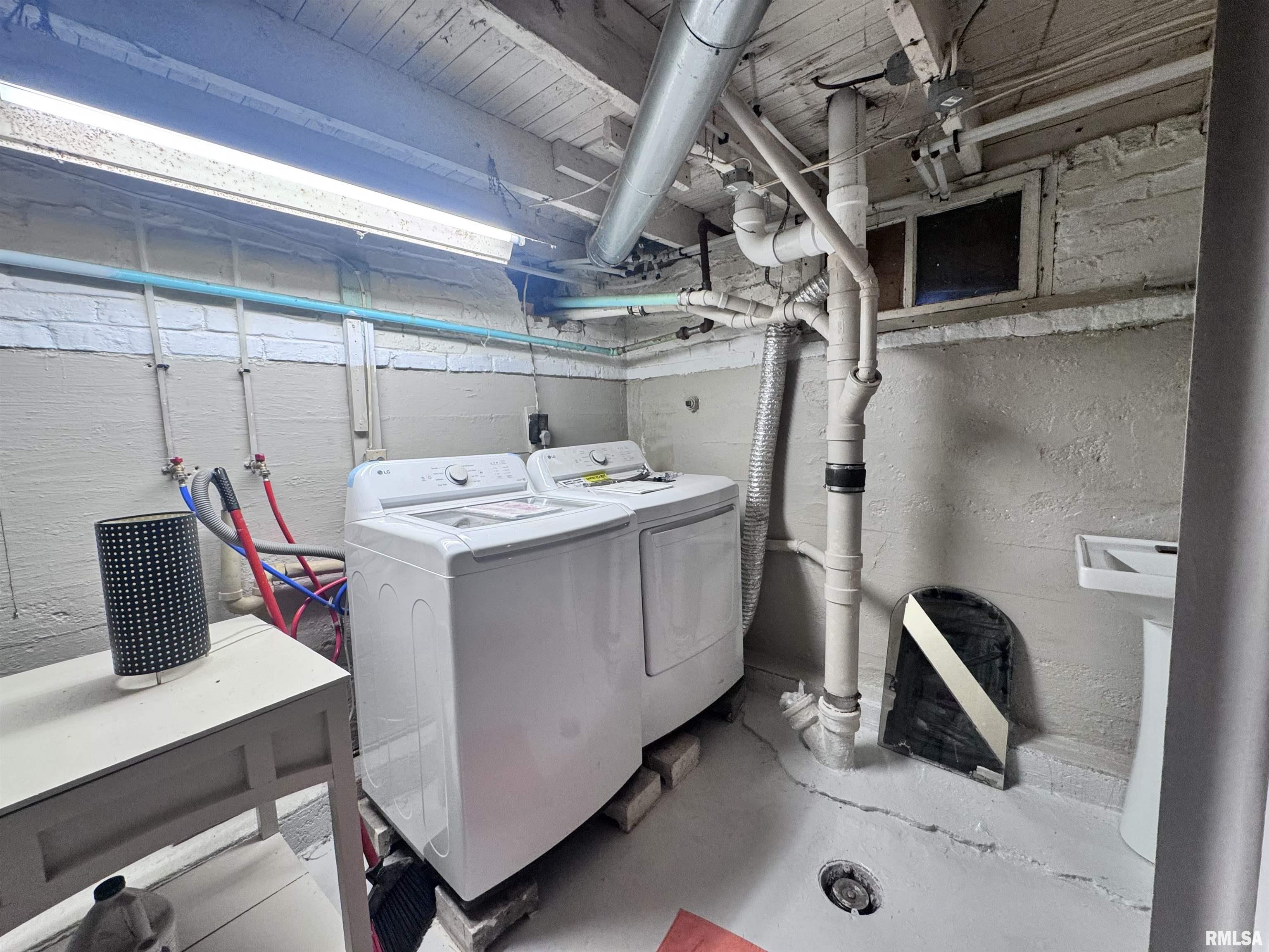 420 West Jefferson Street Macomb, IL 61455 - Photo 26 of 33