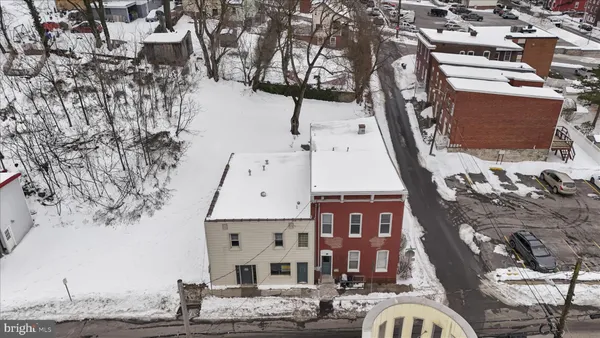 a picture of a city view