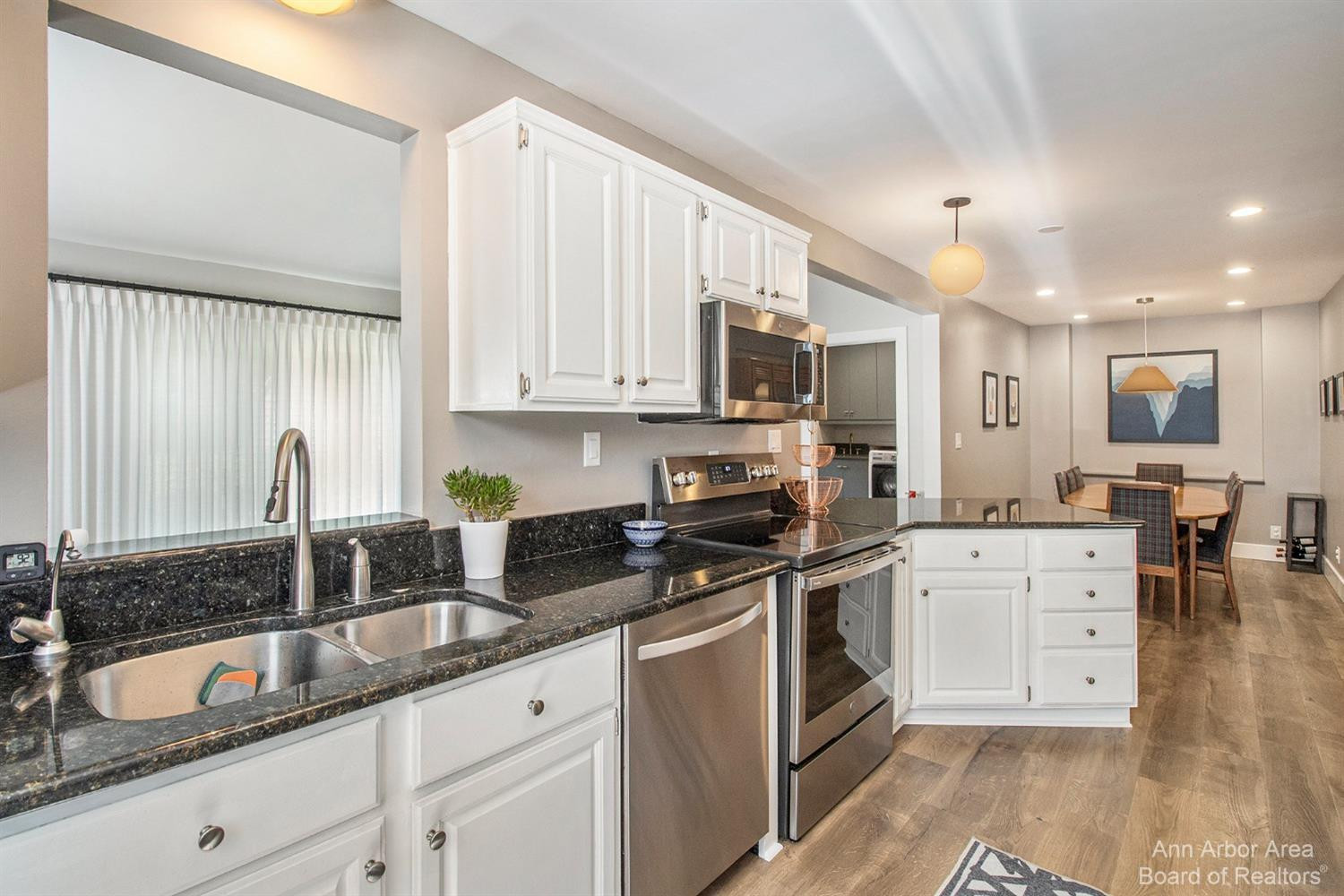 3361 Beaumont Road Ann Arbor, MI 48105 - Photo 15 of 42 Photo 15