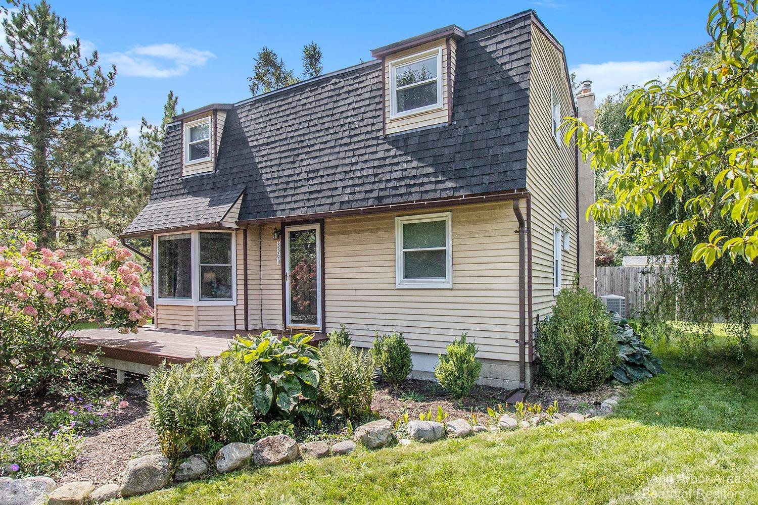 3361 Beaumont Road Ann Arbor, MI 48105 - Photo 2 of 42 Photo 2
