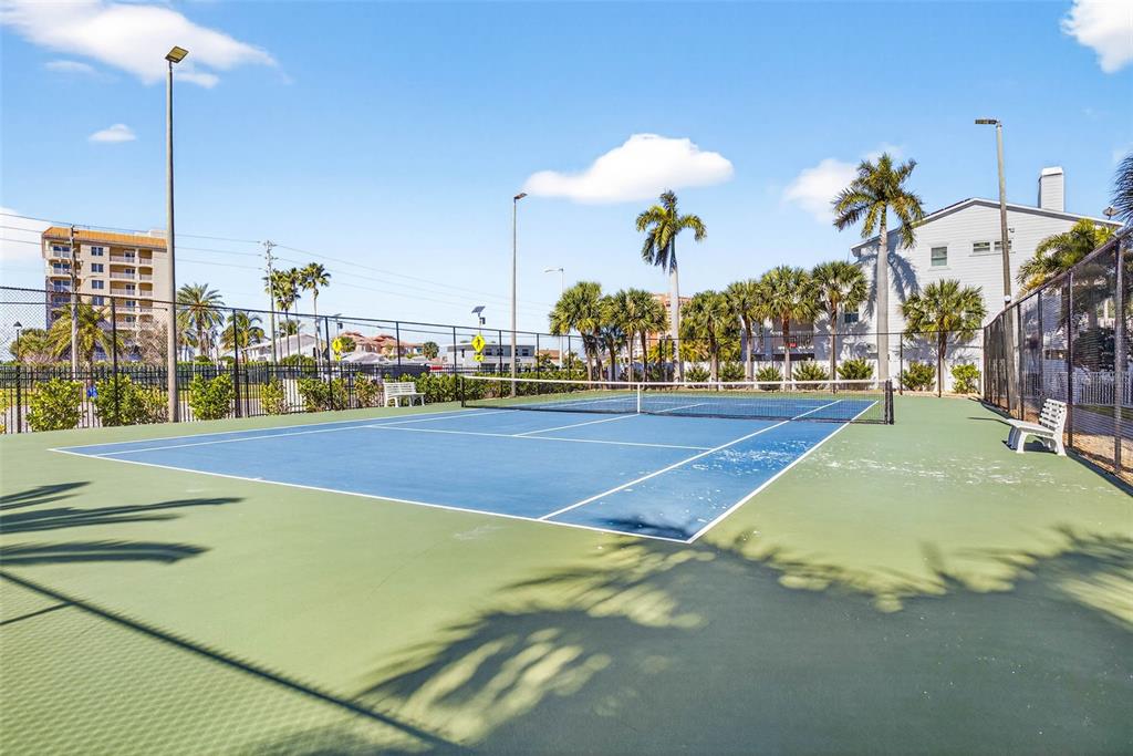 17717 Gulf Boulevard, Unit 401 Redington Shores, FL 33708 - Photo 59 of 66 a view of a basket ball ground