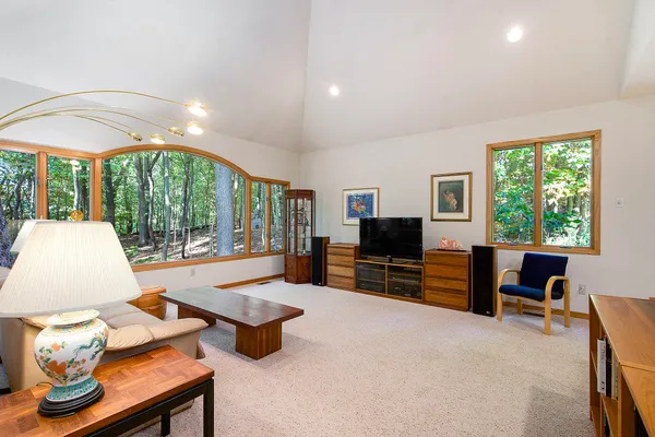 $750,000 | 7412 Black Forest Drive, Dexter, MI 48130