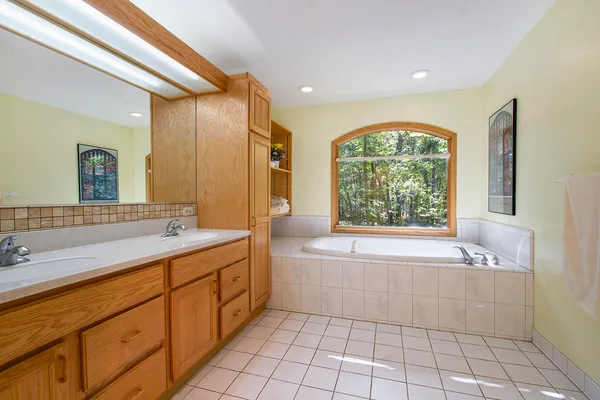 $750,000 | 7412 Black Forest Drive, Dexter, MI 48130