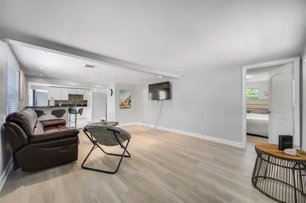 $1,950 | 1601 Palm Way, Largo, FL 33771