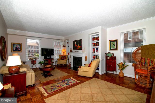 $350,000 | 801 South Pitt Street, Unit 330, Alexandria, VA 22314