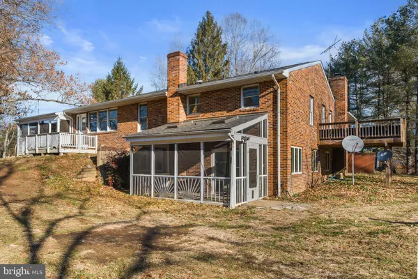 $675,000 | 14428 Lee Highway, Amissville, VA 20106