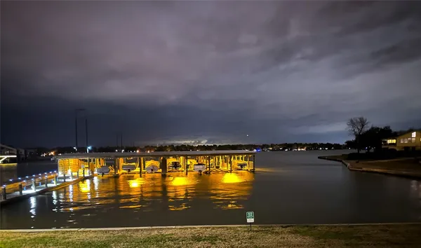 $179,900 | 203 Lakeview Terrace, Unit G, Montgomery, TX 77356