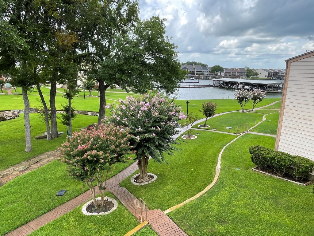 203 Lakeview Terrace, Unit G Montgomery, TX 77356 - Photo 22 of 23