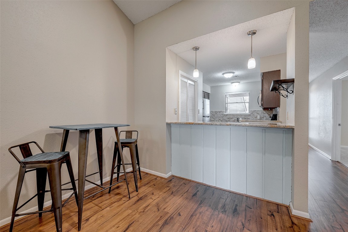 203 Lakeview Terrace, Unit G Montgomery, TX 77356 - Photo 4 of 23