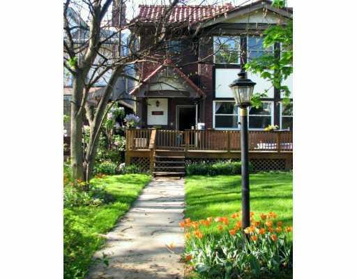5553 Darlington Road Pittsburgh, PA 15217 - Photo 1 of 9 Exterior Front.