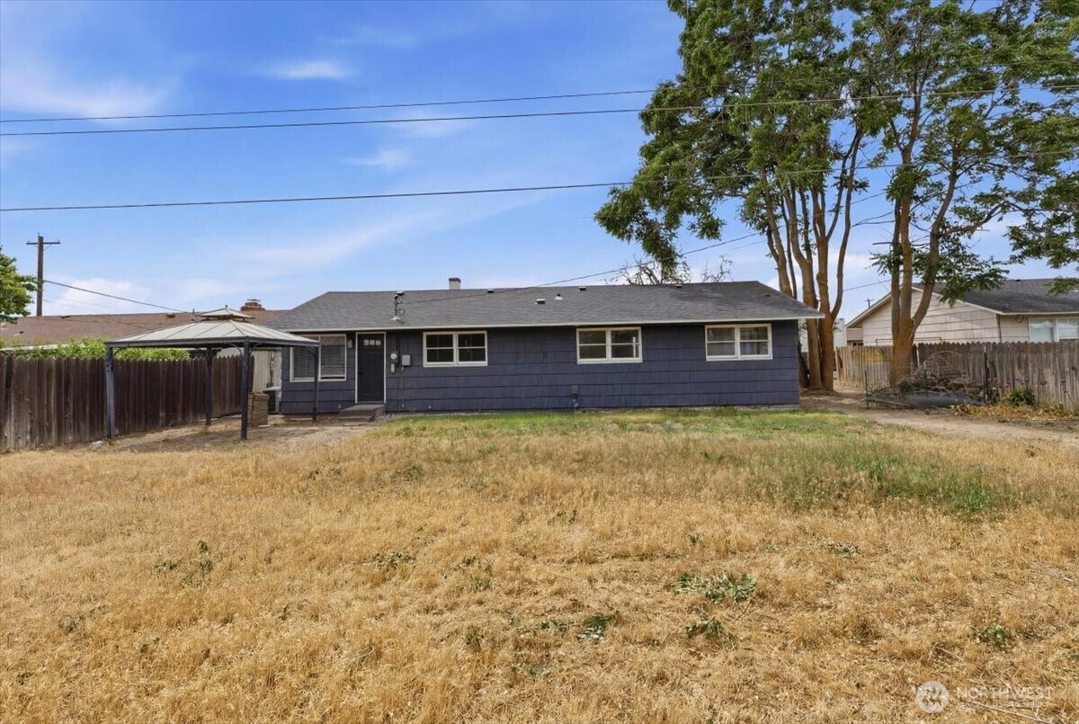 262 North Earl Road Moses Lake, WA 98837 - Photo 23 of 28